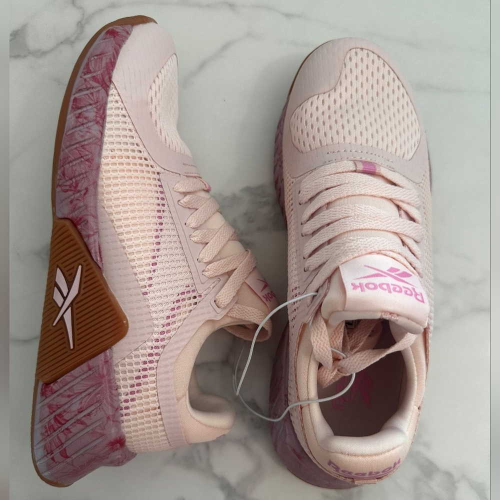 Reebok Light Pink Sneakers Women's 6.5 (37) For Training - Picture 7 of 13